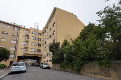 Apartamento T1 para Arrendamento em Santa Marinha e São Pedro da Afurada