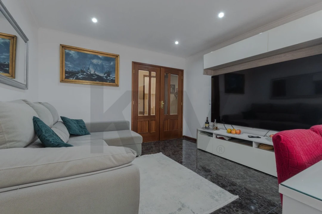 Apartamento T1 para Arrendamento em Santa Marinha e São Pedro da Afurada Foto 12