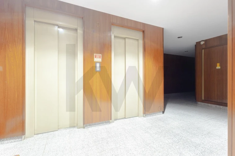 Apartamento T1 para Arrendamento em Santa Marinha e São Pedro da Afurada Foto 19