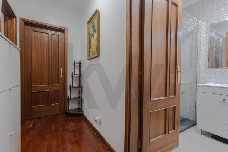 Apartamento T1 para Arrendamento em Santa Marinha e São Pedro da Afurada Foto 14