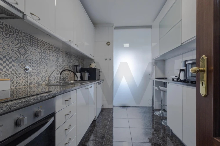 Apartamento T1 para Arrendamento em Santa Marinha e São Pedro da Afurada Foto 7