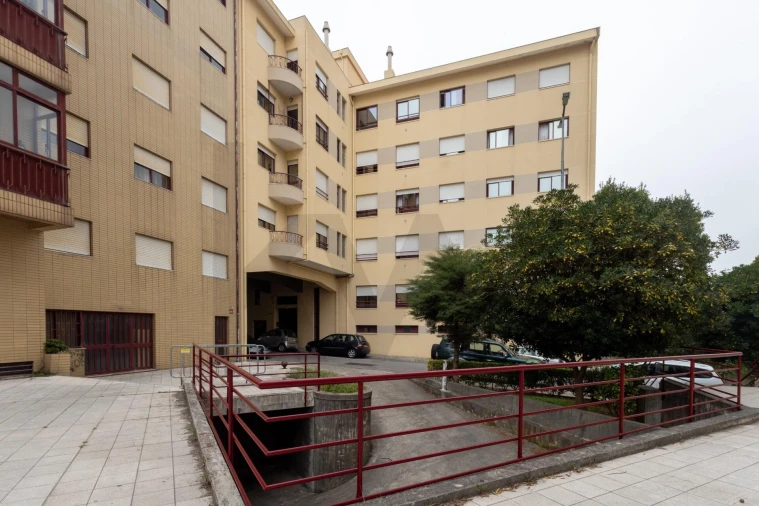 Apartamento T1 para Arrendamento em Santa Marinha e São Pedro da Afurada Foto 22