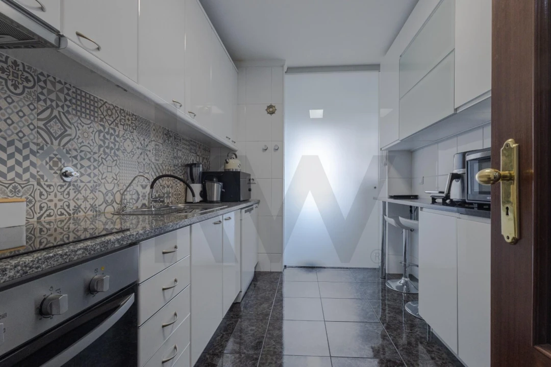 Apartamento T1 para Arrendamento em Santa Marinha e São Pedro da Afurada Foto 7