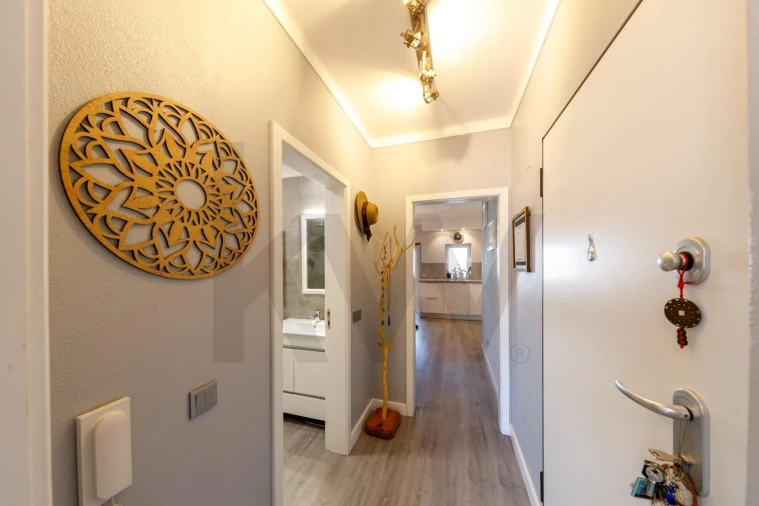 Apartamento T2 para Venda em Portimão Foto 8