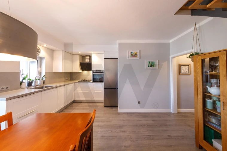 Apartamento T2 para Venda em Portimão Foto 15