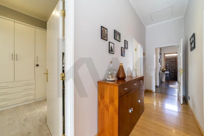 Apartamento T5 para Venda em Campo de Ourique
