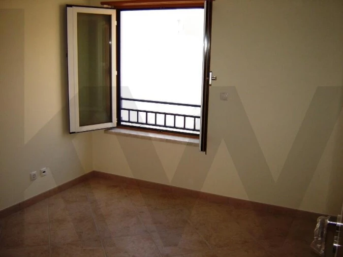 Apartamento T2 para Arrendamento em Ericeira Foto 5