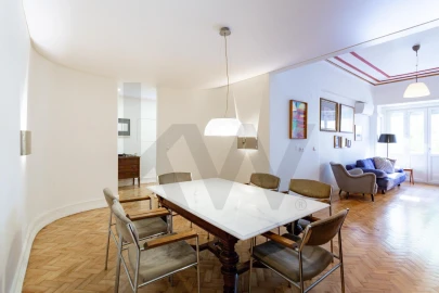 Apartamento T4 para Venda em Avenidas Novas
