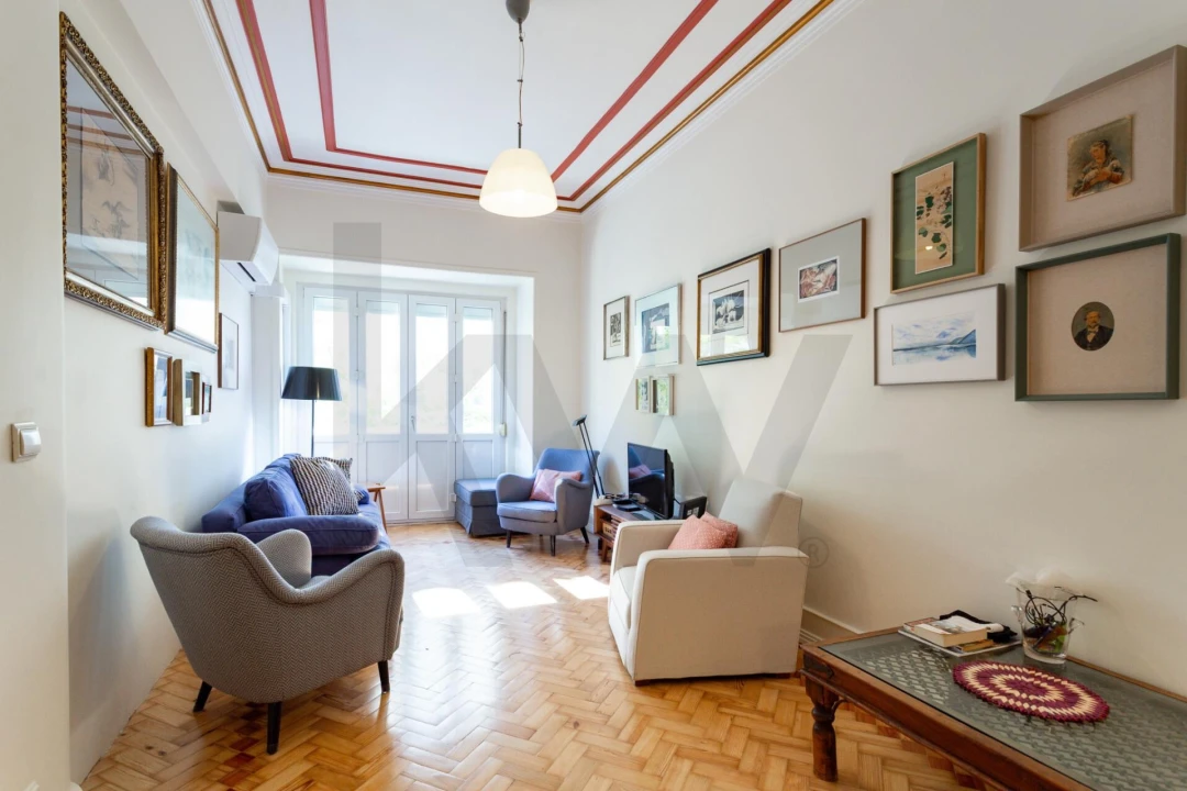 Apartamento T4 para Venda em Avenidas Novas Foto 2
