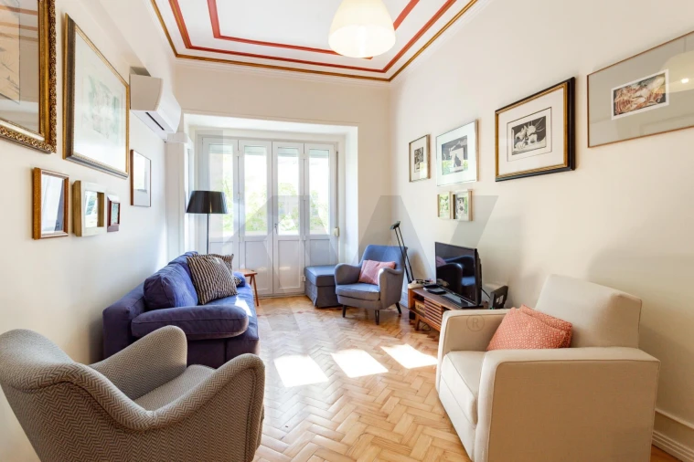 Apartamento T4 para Venda em Avenidas Novas Foto 3