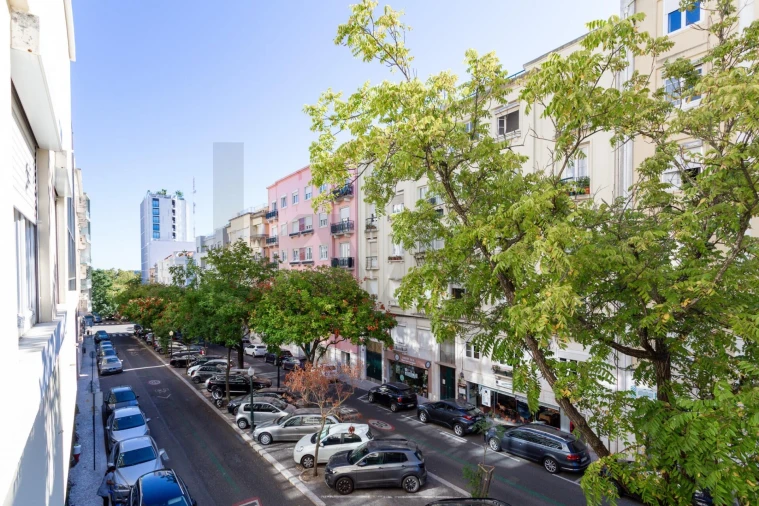 Apartamento T4 para Venda em Avenidas Novas Foto 5