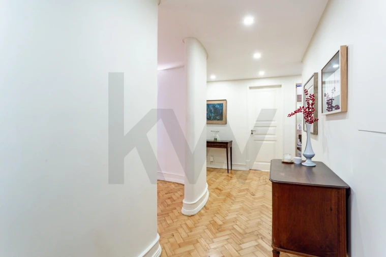 Apartamento T4 para Venda em Avenidas Novas Foto 16