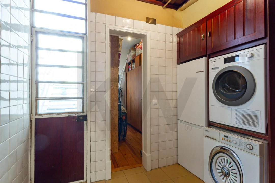 Apartamento T4 para Venda em Avenidas Novas Foto 32
