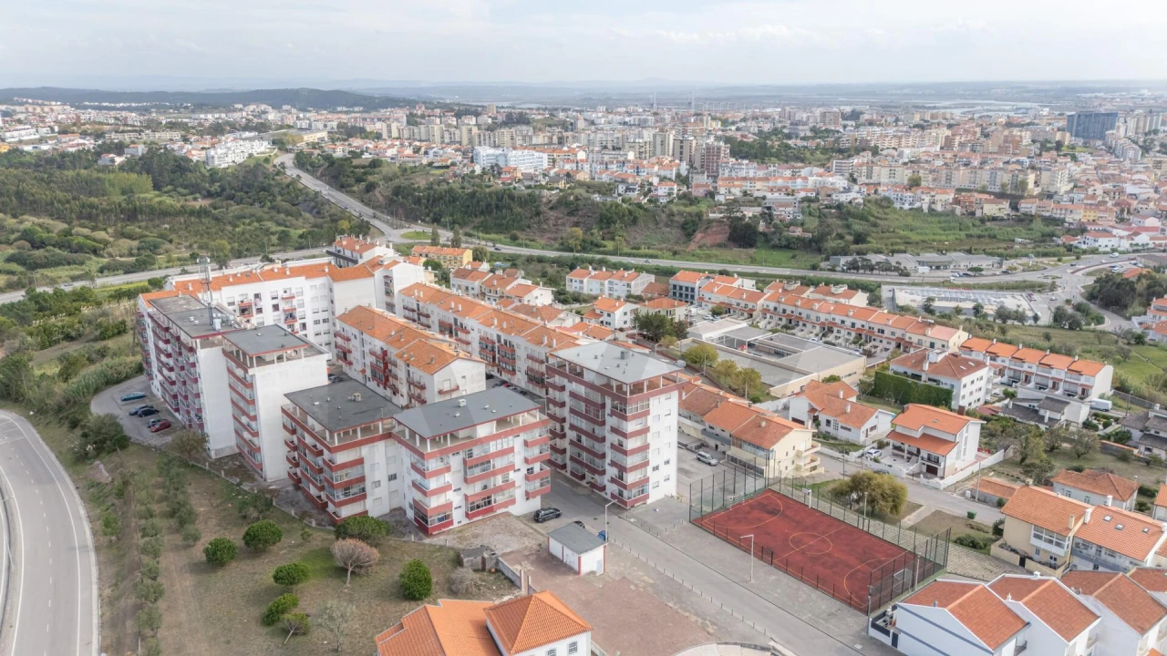 Apartamento T2 para Venda em Buarcos Foto 2