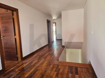 Moradia T4 para Venda em Alcabideche
