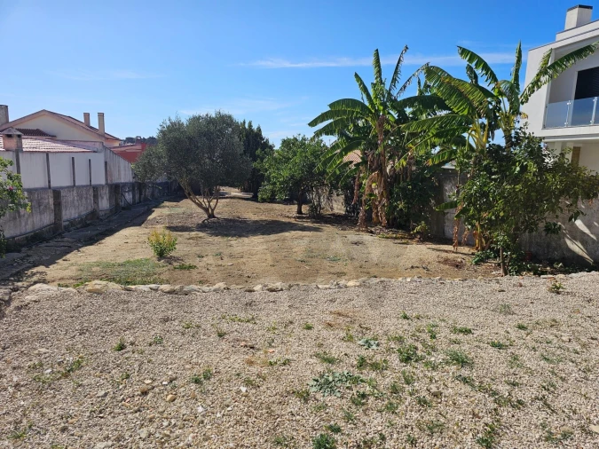 Moradia T4 para Venda em Alcabideche Foto 3
