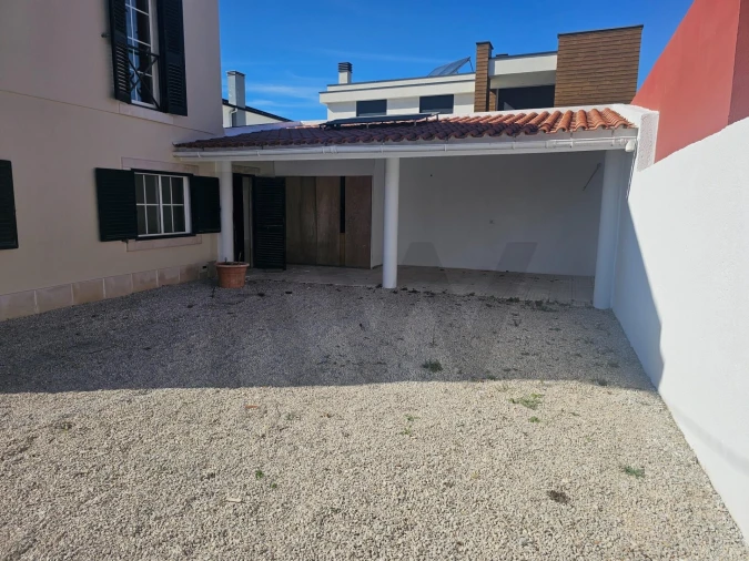 Moradia T4 para Venda em Alcabideche Foto 7