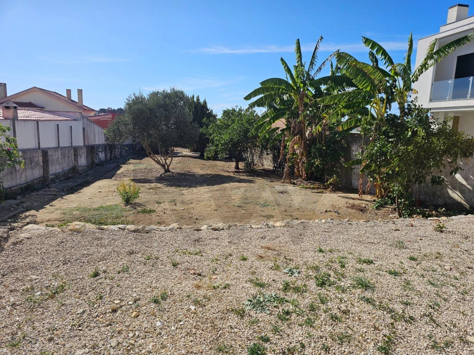 Moradia T4 para Venda em Alcabideche Foto 3