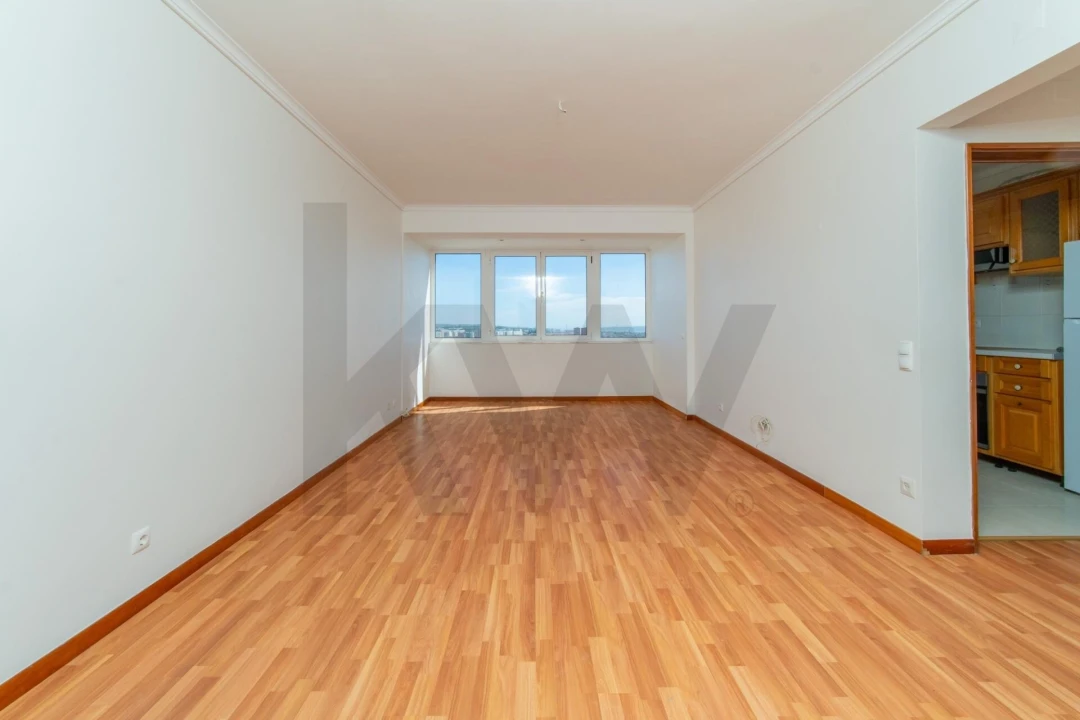 Apartamento T2 para Venda em Carcavelos e Parede Foto 3