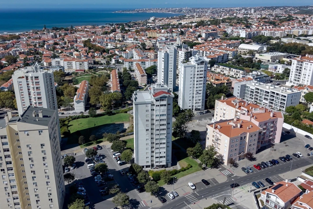 Apartamento T2 para Venda em Carcavelos e Parede Foto 25