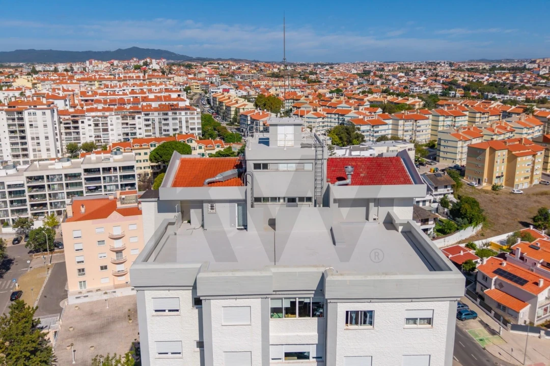 Apartamento T2 para Venda em Carcavelos e Parede Foto 26