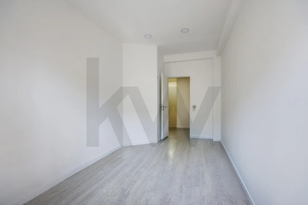 Apartamento T2 para Venda em Amora Foto 10