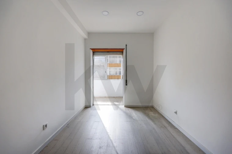 Apartamento T2 para Venda em Amora Foto 9