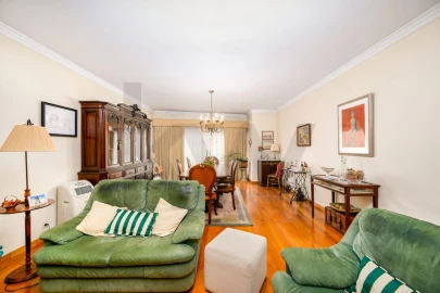 Apartamento T3 para Venda em Mafamude e Vilar do Paraíso