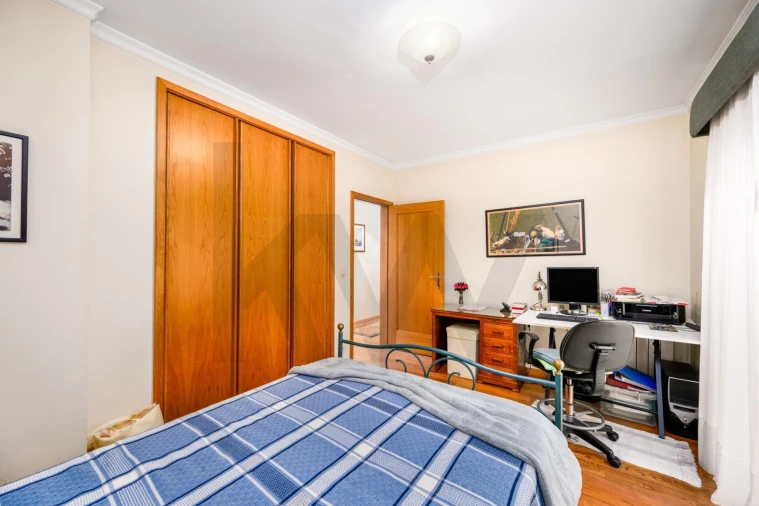 Apartamento T3 para Venda em Mafamude e Vilar do Paraíso Foto 18