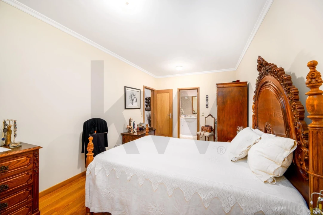 Apartamento T3 para Venda em Mafamude e Vilar do Paraíso Foto 15