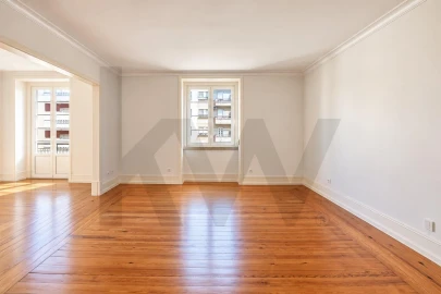 Apartamento T5 para Venda em Avenidas Novas
