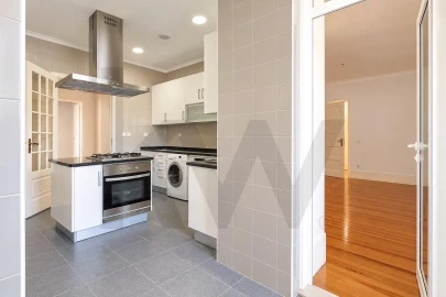 Apartamento T5 para Venda em Avenidas Novas