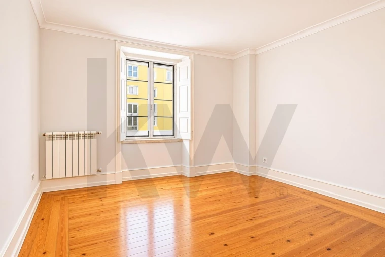 Apartamento T5 para Venda em Avenidas Novas Foto 15