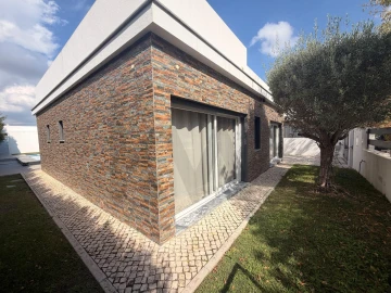 Moradia T1 para Venda em Azeitão (São Lourenço e São Simão)