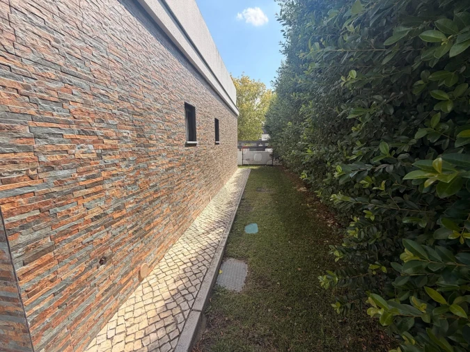 Moradia T1 para Venda em Azeitão (São Lourenço e São Simão) Foto 35