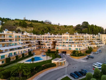 Apartamento T2 para Venda em Oeiras e São Julião da Barra, Paço de Arcos e Caxias