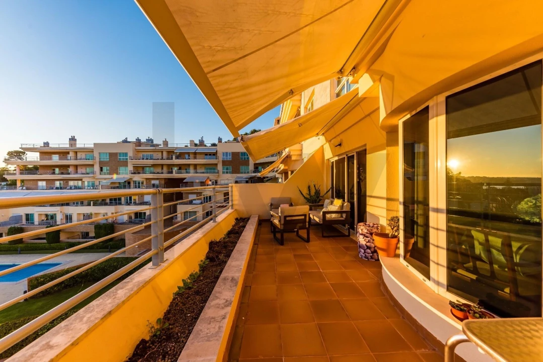 Apartamento T2 para Venda em Oeiras e São Julião da Barra, Paço de Arcos e Caxias Foto 9