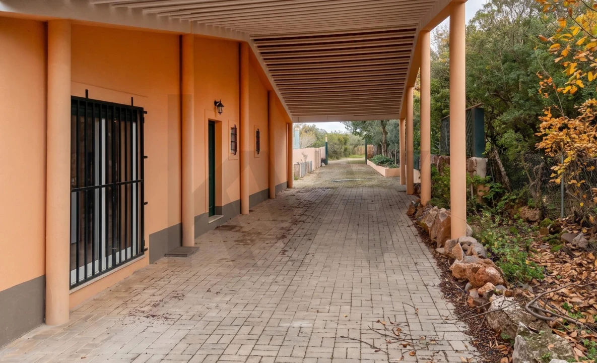 Moradia T2 para Arrendamento em Bensafrim e Barão de São João Foto 15
