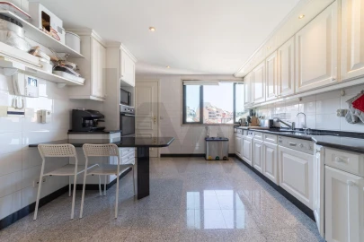 Apartamento T5 para Venda em Avenidas Novas