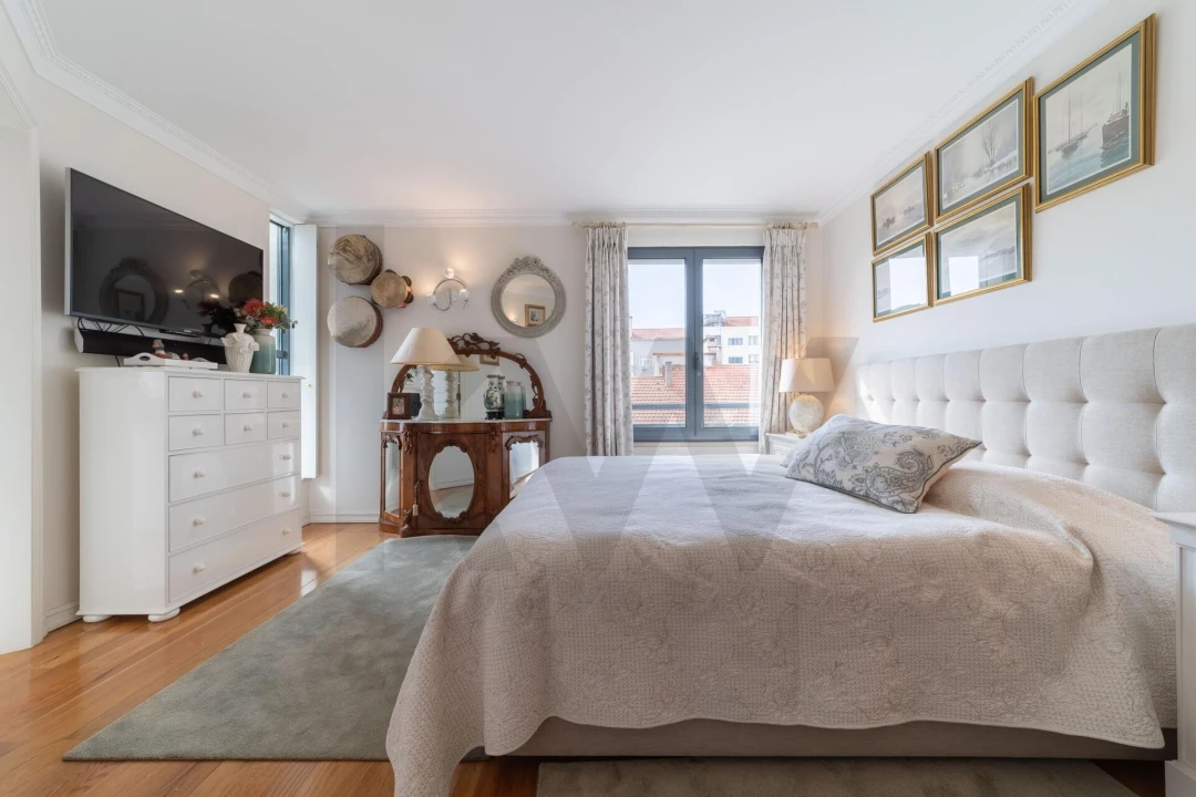 Apartamento T5 para Venda em Avenidas Novas Foto 10