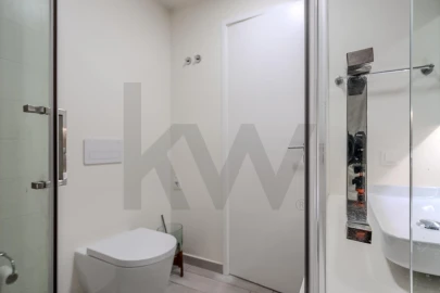 Apartamento T3 para Arrendamento em Carcavelos e Parede