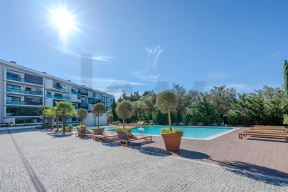 Apartamento T3 para Arrendamento em Carcavelos e Parede