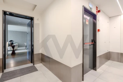 Apartamento T3 para Arrendamento em Carcavelos e Parede