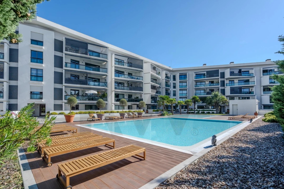Apartamento T3 para Arrendamento em Carcavelos e Parede Foto 32