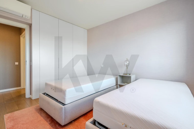 Apartamento T3 para Arrendamento em Carcavelos e Parede Foto 21