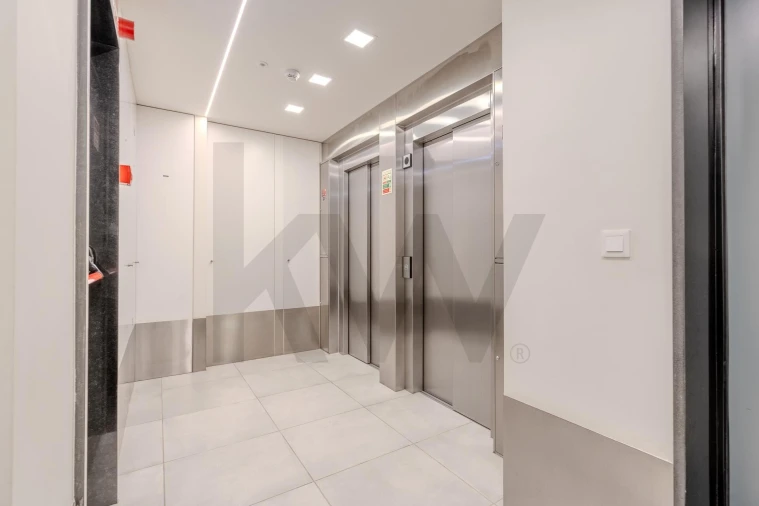 Apartamento T3 para Arrendamento em Carcavelos e Parede Foto 45