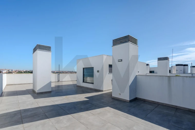 Apartamento T3 para Arrendamento em Carcavelos e Parede Foto 43