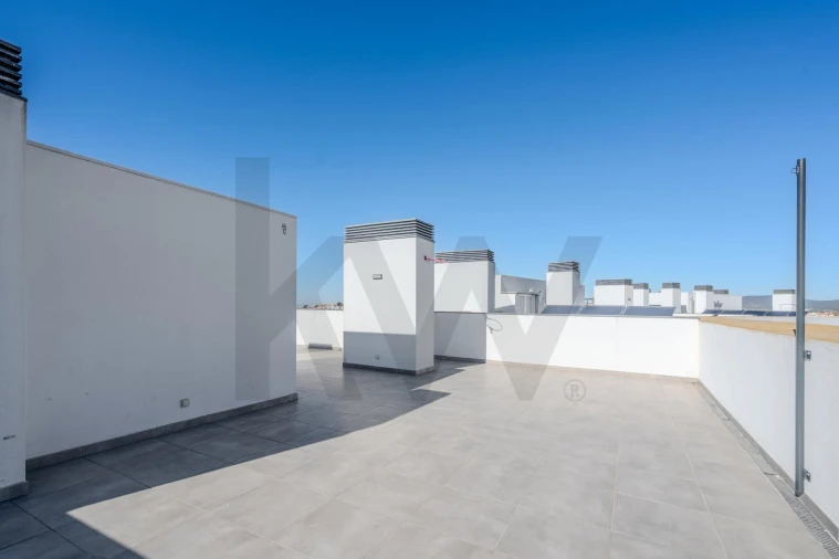 Apartamento T3 para Arrendamento em Carcavelos e Parede Foto 42