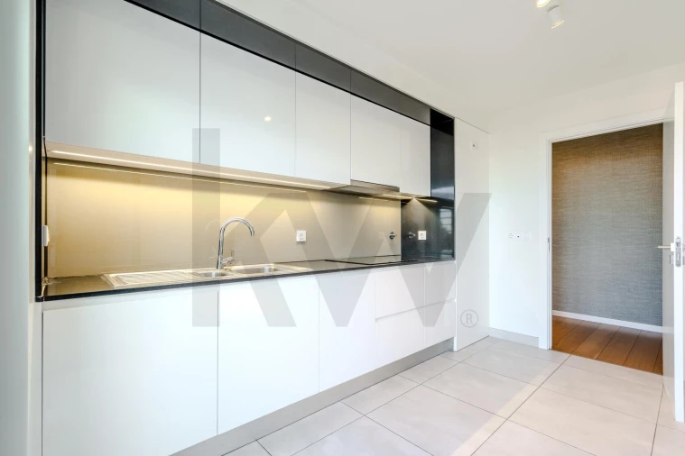 Apartamento T3 para Arrendamento em Carcavelos e Parede Foto 23