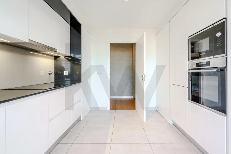 Apartamento T3 para Arrendamento em Carcavelos e Parede Foto 25